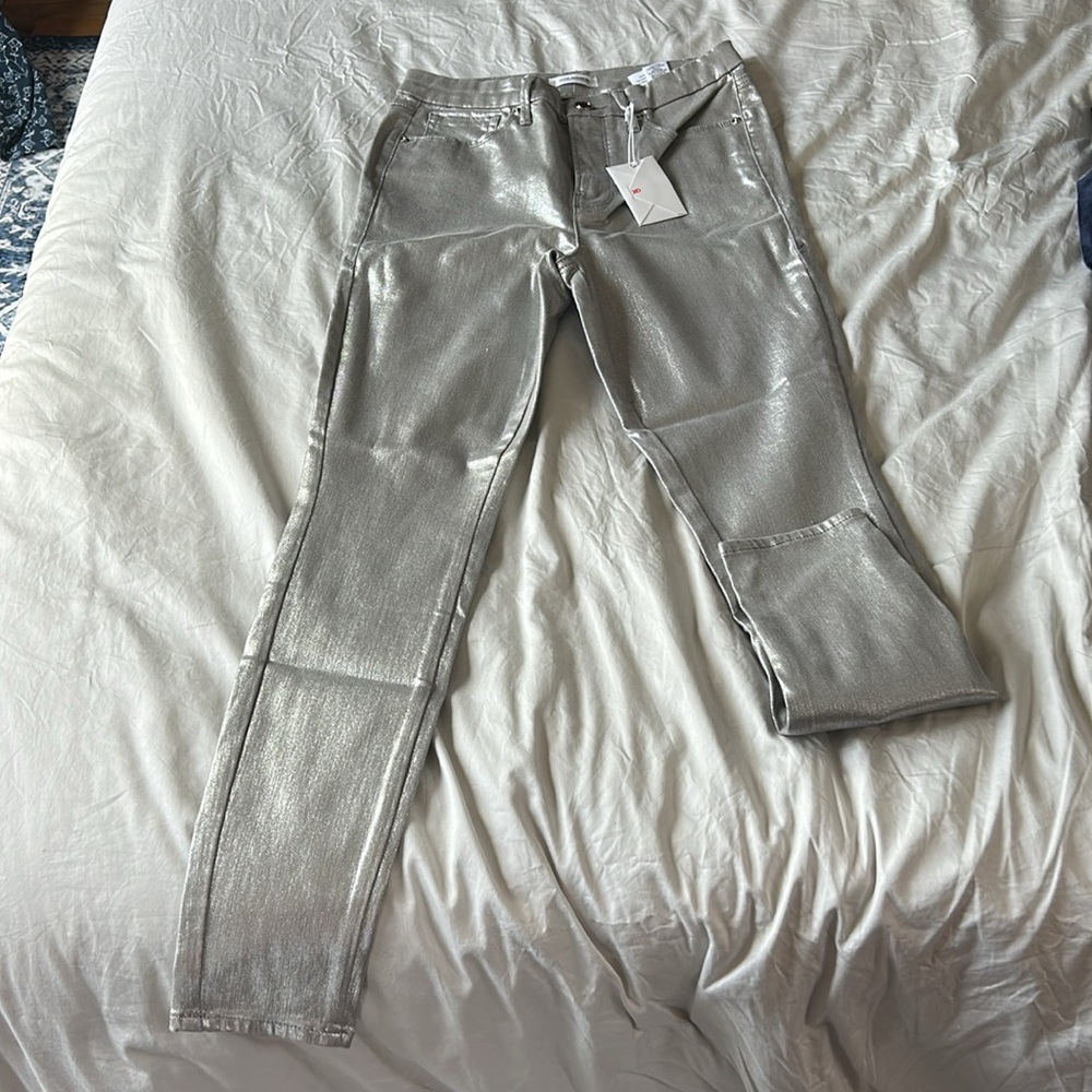 Good American
Good Waist Metallic Jeans in Silver003